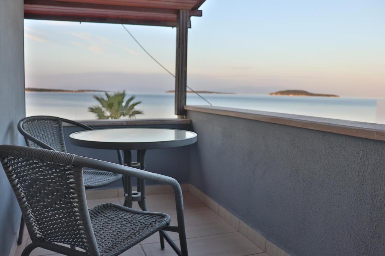 Trend Cesmealti Hotel & Lounge Izmir Exterior photo